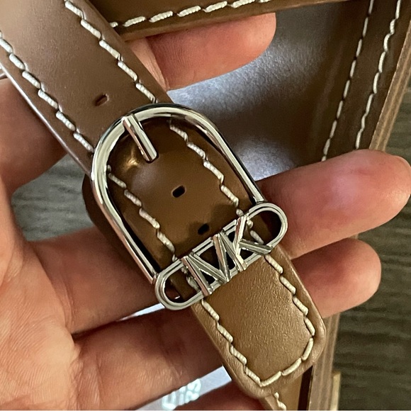 Michael Kors Ashton Flat Sandal Brown Leather Size 8.5 - Picture 3 of 7